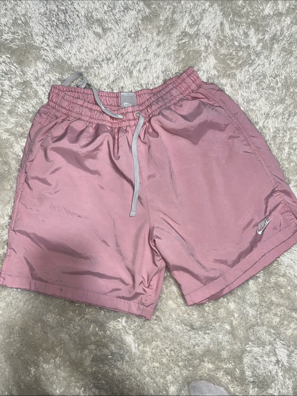 Nike men’s Dusty Pink Athletic Shorts with Drawstring size M